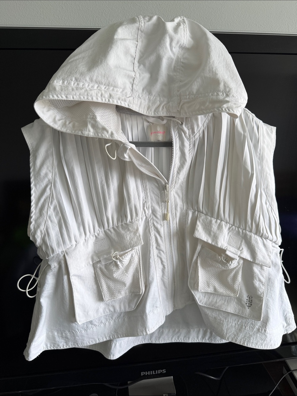 Free People White Hooded Sleeveless Zip Front Vest